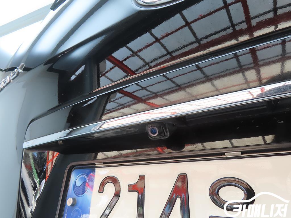 Hyundai Starex The New Grand Starex 2WD Urban 9-Seater thumbnail 17