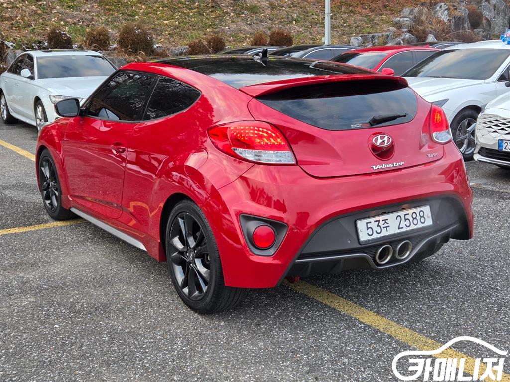 Hyundai Veloster The New Veloster 1.6 Turbo GDI thumbnail 4