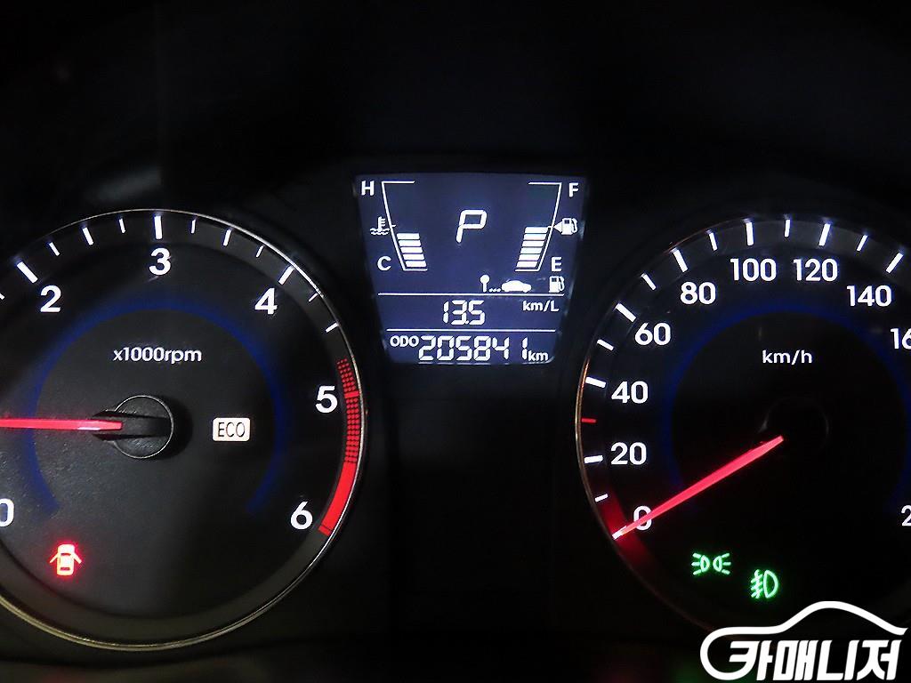 Hyundai Accent AccentFacelift 1.6VGT Premier thumbnail 9