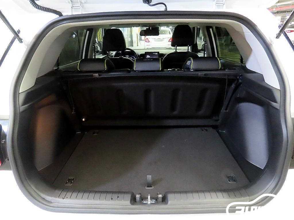 Hyundai Venue BeNew 1.6 Peulreokseu thumbnail 18