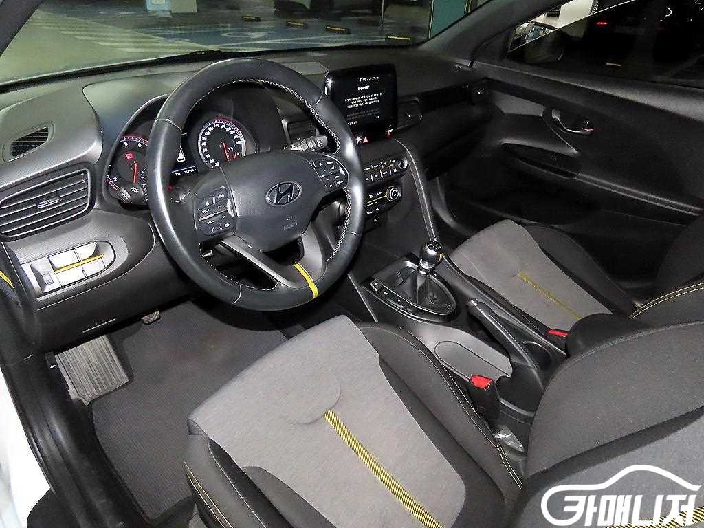 Hyundai Veloster 1.6 Turbo Sport thumbnail 10