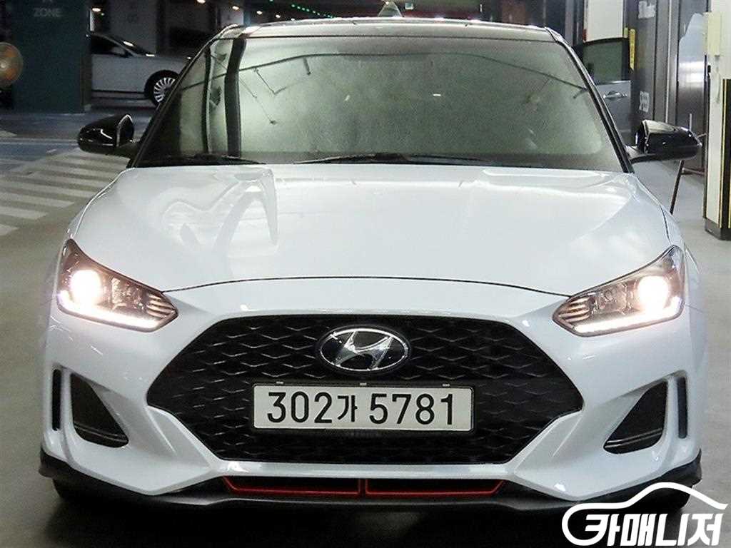 Hyundai Veloster 1.6 Turbo Sport thumbnail 2