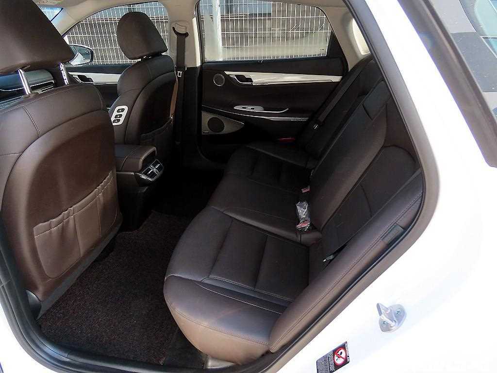 Hyundai Grandeur The New Grandeur IG Hybrid Exclusive thumbnail 6