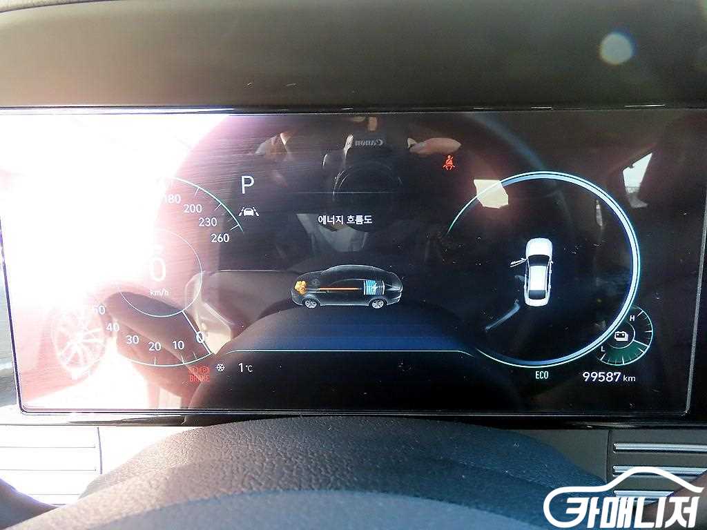 Hyundai Grandeur The New Grandeur IG Hybrid Exclusive thumbnail 9