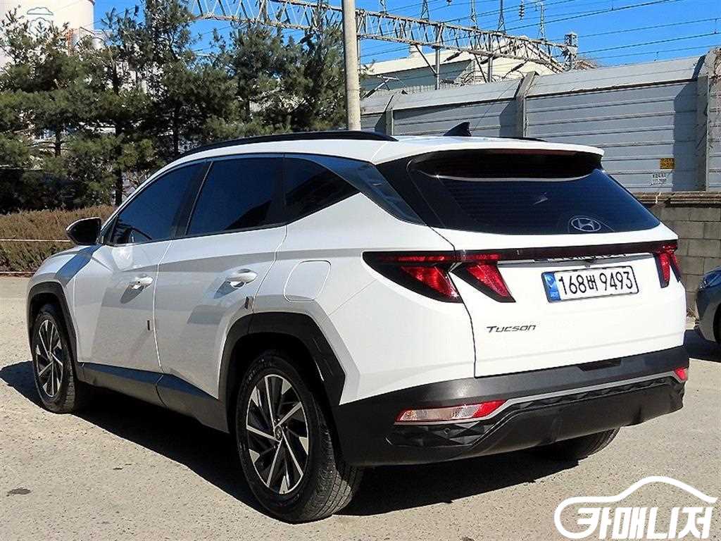 Hyundai Tucson Tucson Hybrid 2WD Premium thumbnail 3