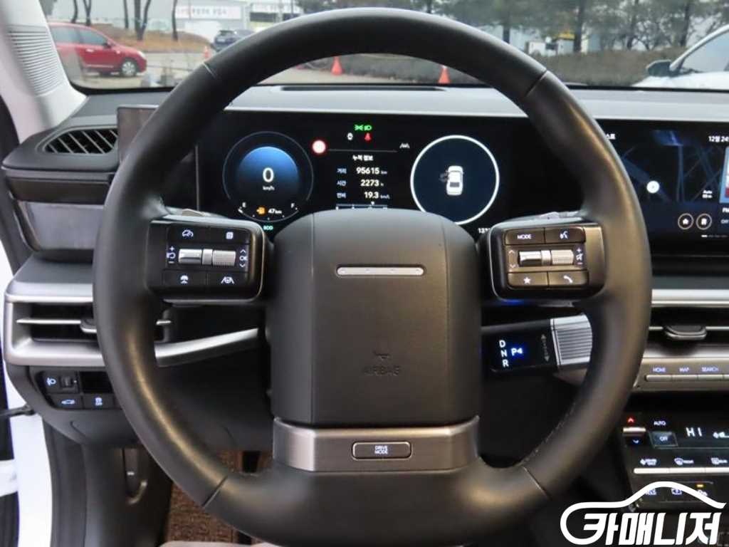 Hyundai Grandeur Grandeur Hybrid Premium thumbnail 10