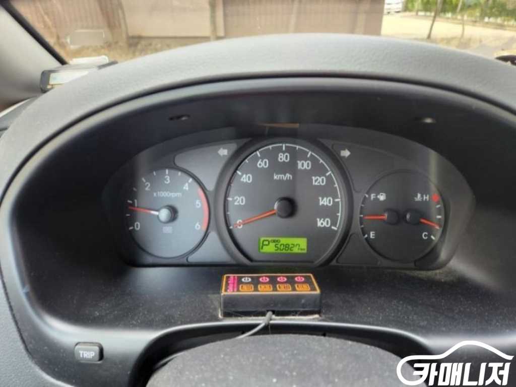 Hyundai Starex Grand Starex 12-Seater School Bus thumbnail 8