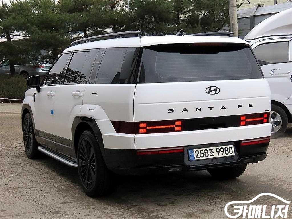 Hyundai Santa Fe Santa Fe Hybrid MX5 1.6T 4WD Calligraphy thumbnail 3