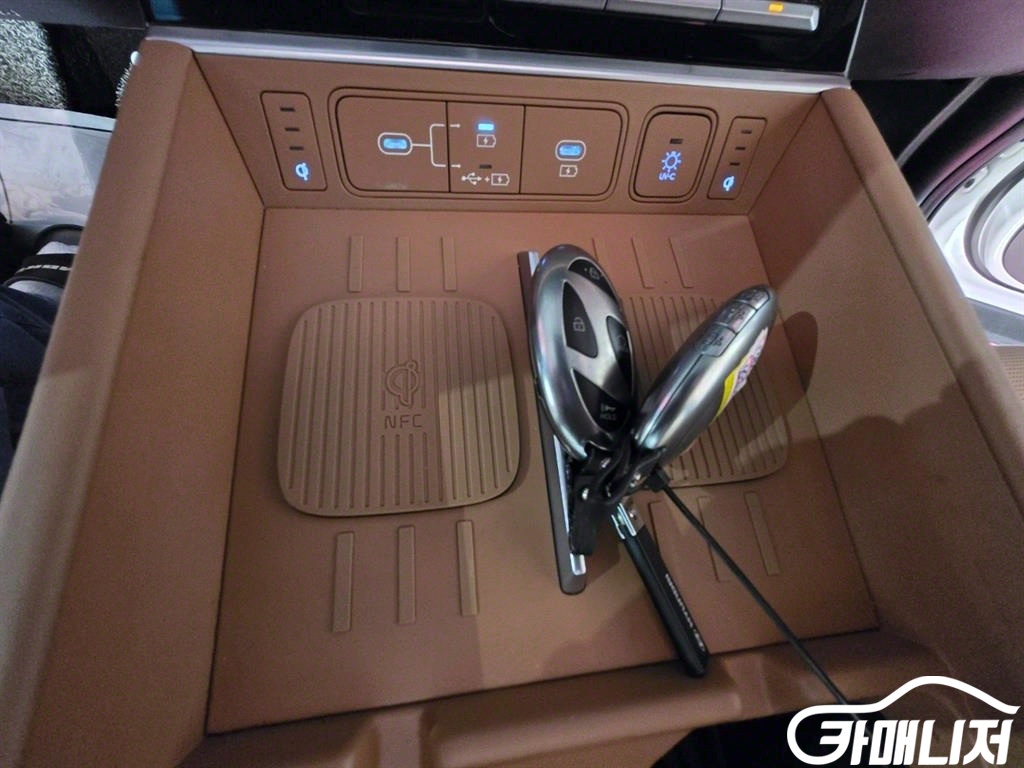 Hyundai Santa Fe Santa Fe Hybrid MX5 1.6T 4WD Calligraphy thumbnail 18