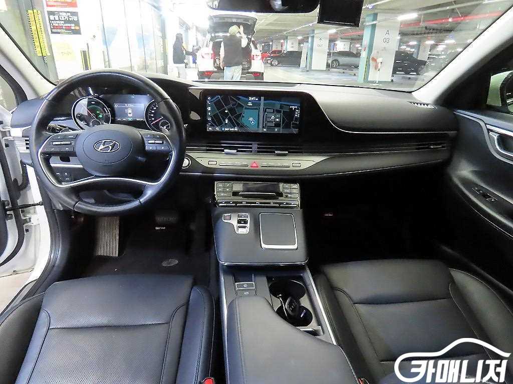 Hyundai Grandeur The New Grandeur IG Hybrid Premium Choice thumbnail 10