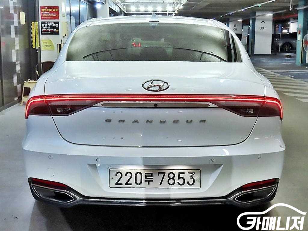 Hyundai Grandeur The New Grandeur IG Hybrid Premium Choice thumbnail 5