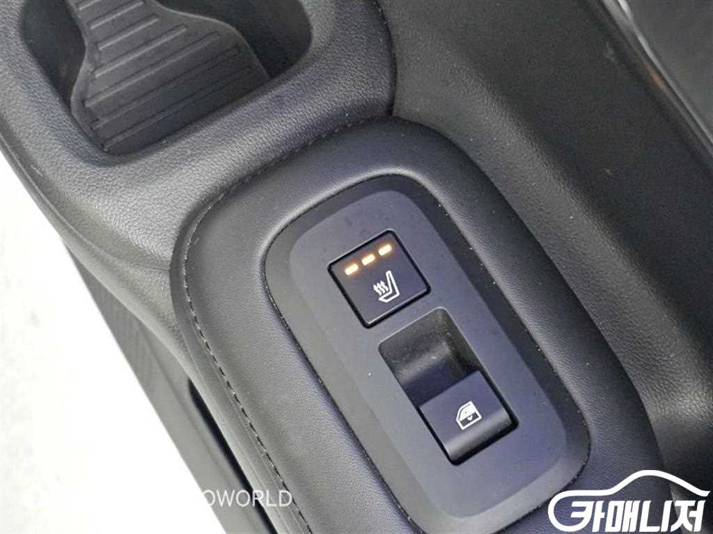 Hyundai Santa Fe Santa Fe MX5 Gasoline 2.5T 4WD Calligraphy Black Ink thumbnail 16