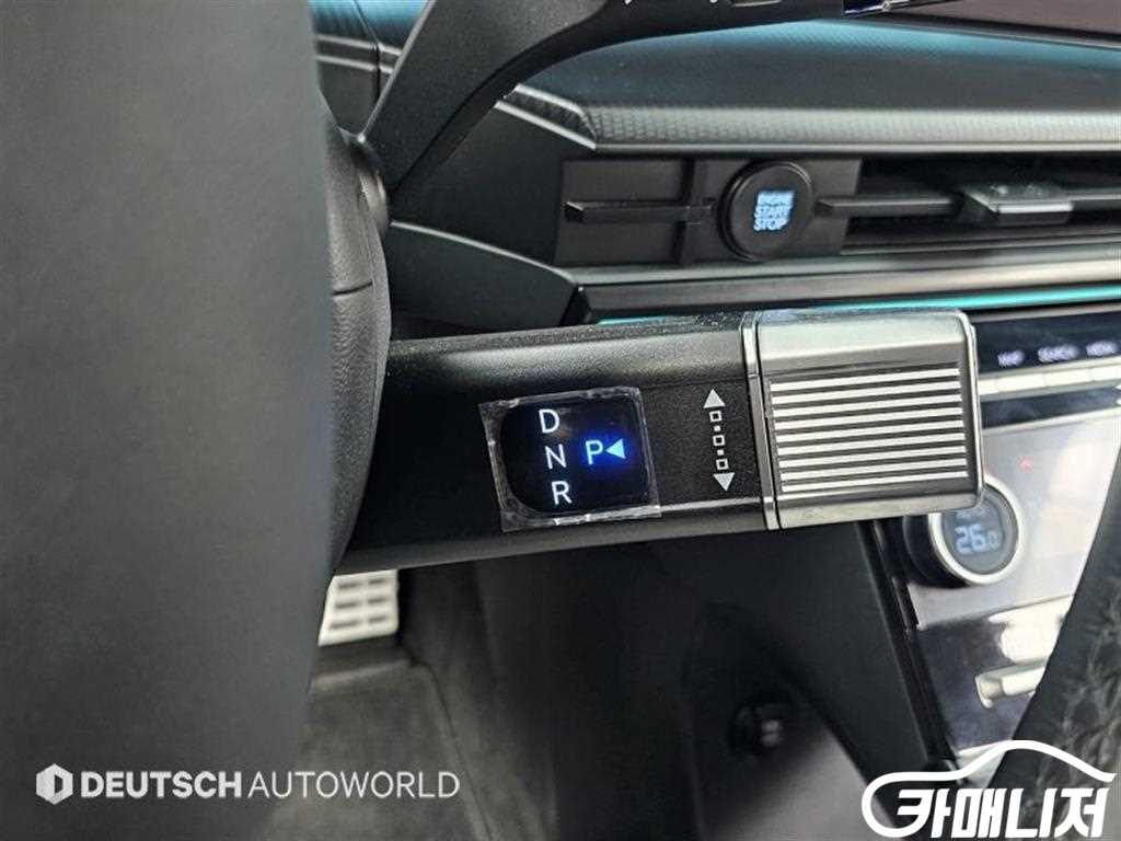 Hyundai Santa Fe Santa Fe MX5 Gasoline 2.5T 4WD Calligraphy Black Ink thumbnail 9