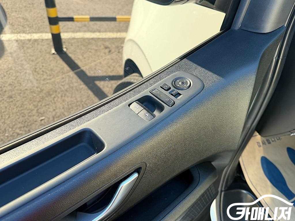 Hyundai Staria LPG Cargo Modern thumbnail 13