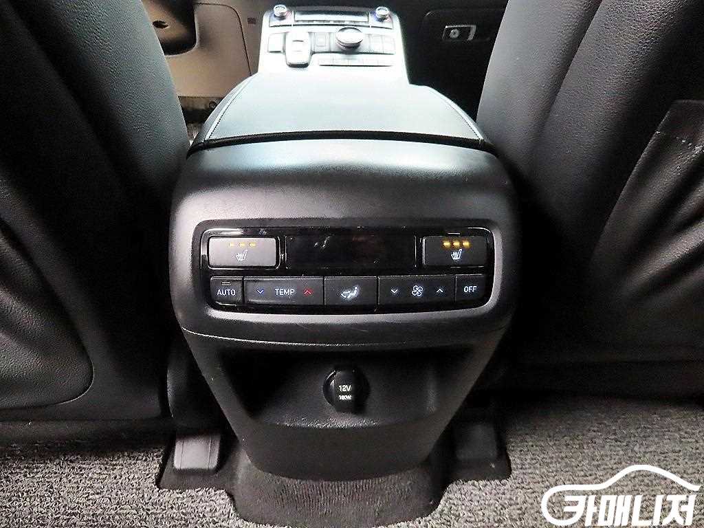 Hyundai Palisade Diesel 2.2 2WD thumbnail 16