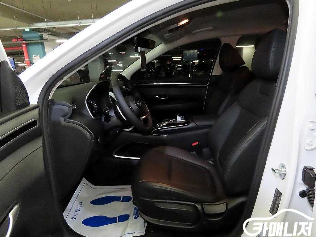 Hyundai Tucson Gasoline 1.6 Turbo 2WD Premium thumbnail 6