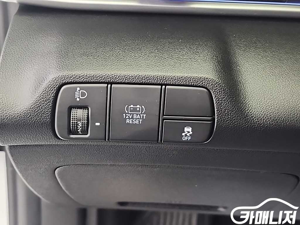 Hyundai Avante The New Avante Hybrid 1.6 HEV thumbnail 18