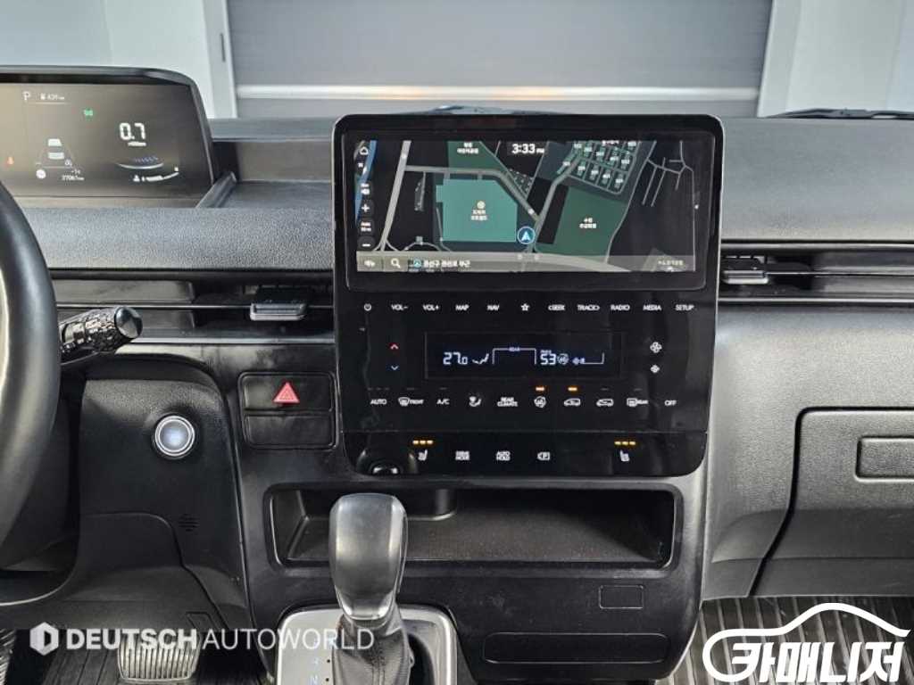 Hyundai Staria 4WD Diesel Tourer Modern thumbnail 11