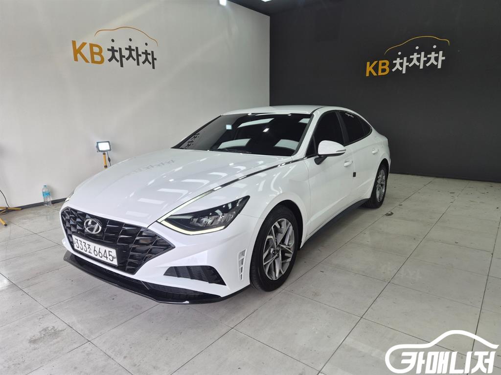 Hyundai Sonata 2.0 Premium thumbnail 2