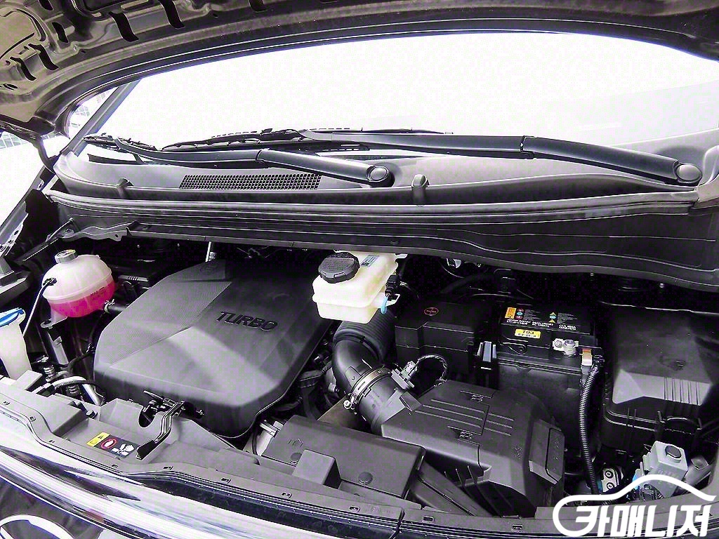 Hyundai Staria Camper thumbnail 19