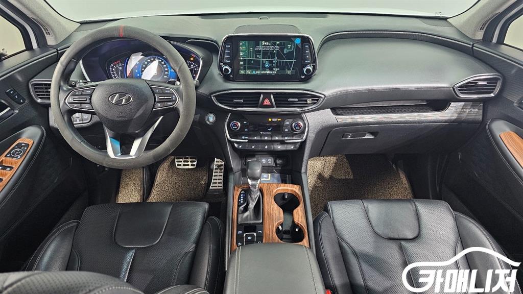 Hyundai Santa Fe Santa Fe TM Gasoline 2.0T 4WD thumbnail 7