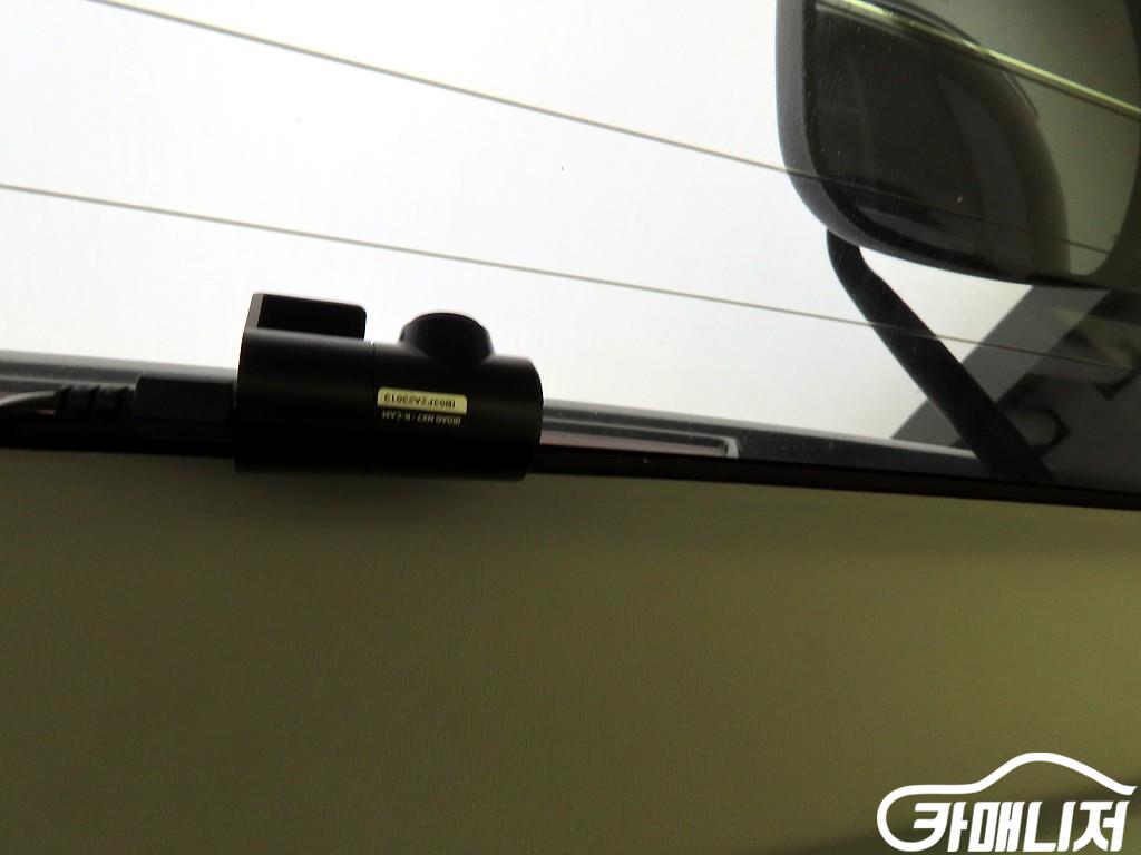 Hyundai Starex Grand Starex 11-Seater Wagon thumbnail 17