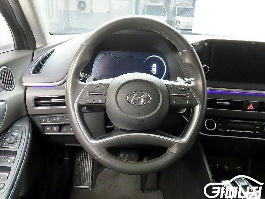 Hyundai Sonata Sonata Hybrid Premium Peulreoseu thumbnail 7