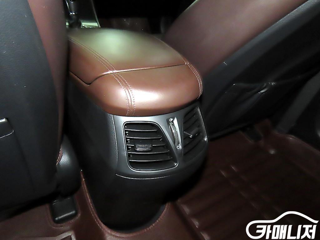 Hyundai Grandeur Grandeur HG Hybrid PREMIUM thumbnail 16