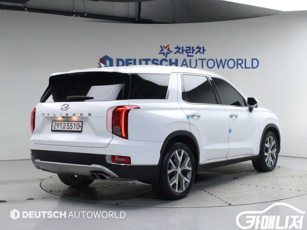 Hyundai Palisade Diesel 2.2 2WD thumbnail 2