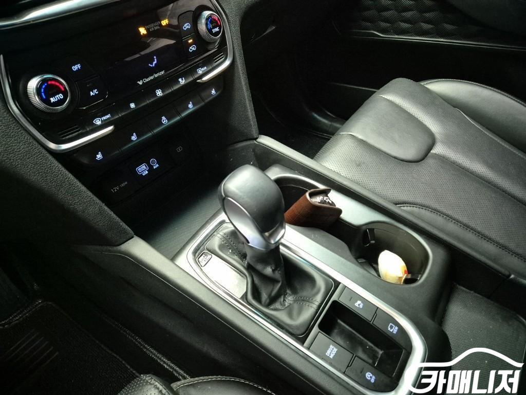 Hyundai Santa Fe Santa Fe TM Diesel 2.0 2WD thumbnail 9