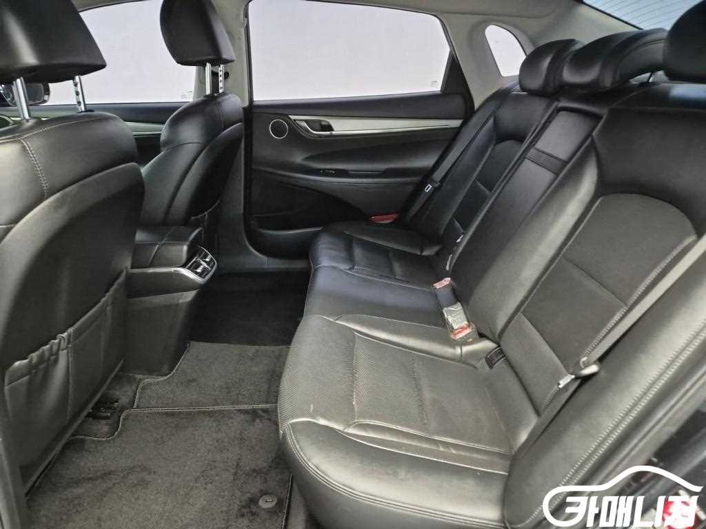 Hyundai Grandeur The New Grandeur IG LPI 3.0 Premium thumbnail 12