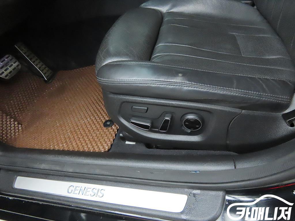 Hyundai Genesis GenesisDH G380 Prestige AWD thumbnail 16