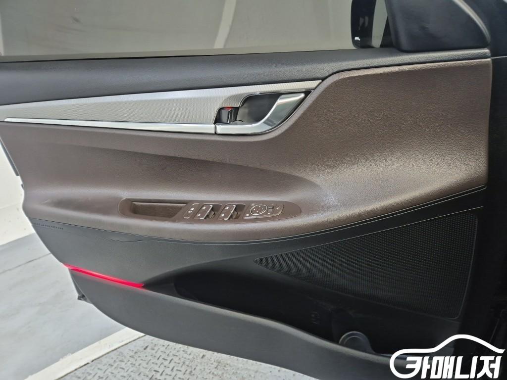 Hyundai Grandeur The New Grandeur IG 2.5 Premium Choice thumbnail 18