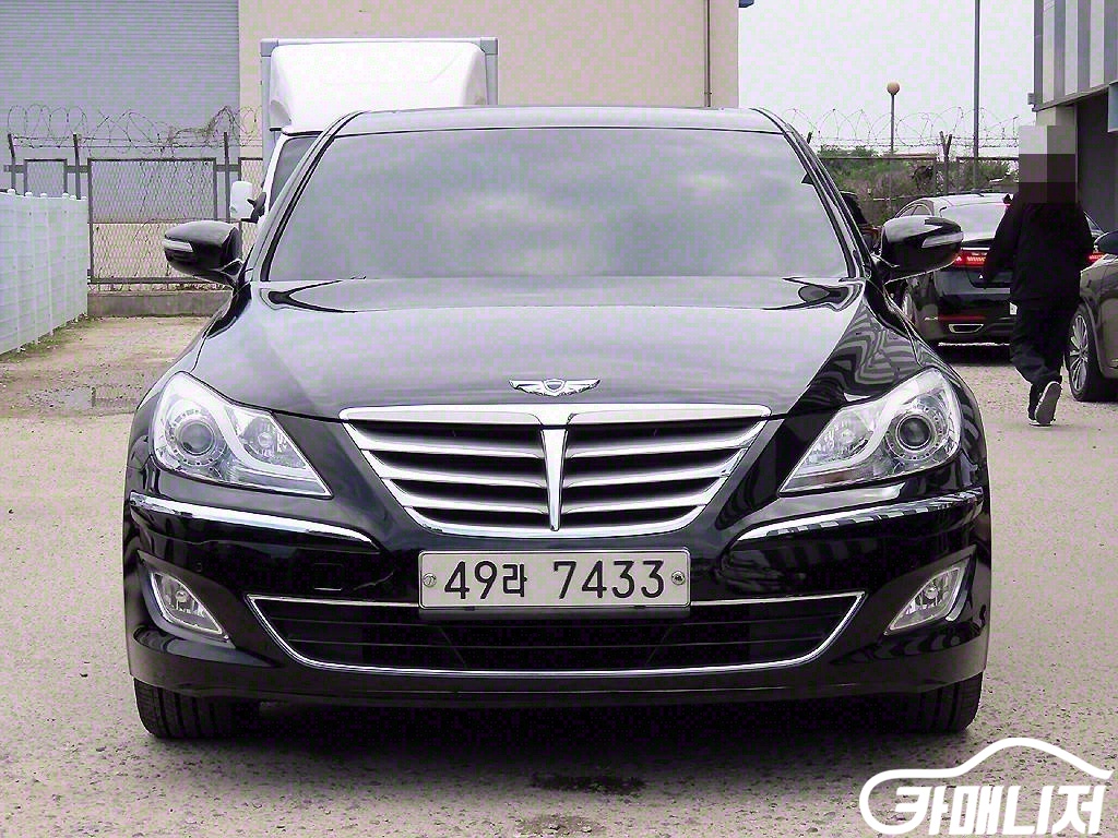 Hyundai Genesis BH330 PREMIUM