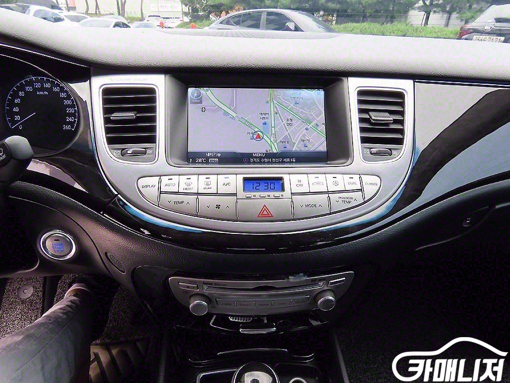 Hyundai Genesis BH330 PREMIUM thumbnail 13