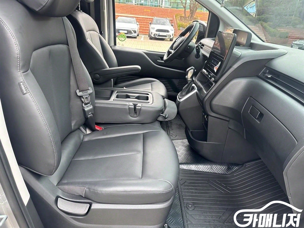Hyundai Staria LPG Cargo Modern thumbnail 15
